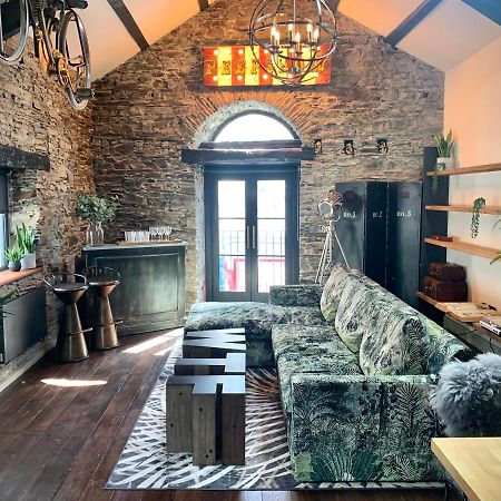 Loft 11 Stunning Luxury Nyc Loft Style Interior Designed 2Bd Apartment Excellent City Centre Location Mezzanine Cinema Room Designer Furniture Amazing Space Дуглас Экстерьер фото