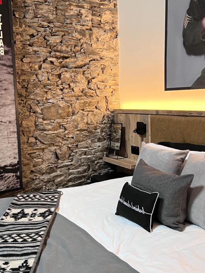 Loft 11 Stunning Luxury Nyc Loft Style Interior Designed 2Bd Apartment Excellent City Centre Location Mezzanine Cinema Room Designer Furniture Amazing Space Дуглас Экстерьер фото