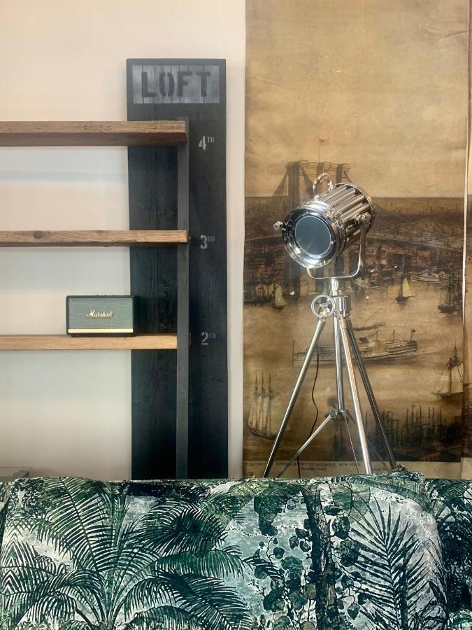 Loft 11 Stunning Luxury Nyc Loft Style Interior Designed 2Bd Apartment Excellent City Centre Location Mezzanine Cinema Room Designer Furniture Amazing Space Дуглас Экстерьер фото