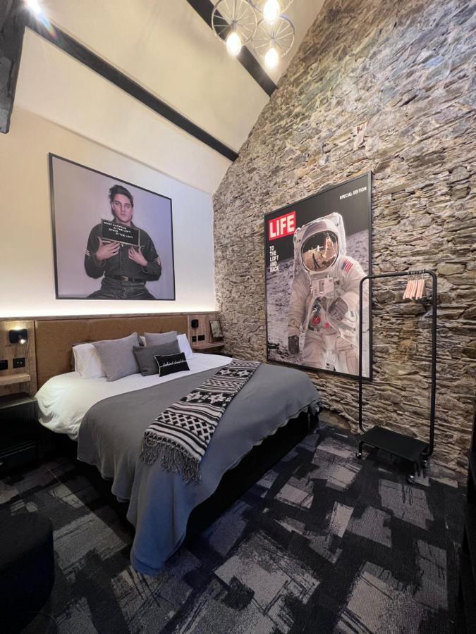 Loft 11 Stunning Luxury Nyc Loft Style Interior Designed 2Bd Apartment Excellent City Centre Location Mezzanine Cinema Room Designer Furniture Amazing Space Дуглас Экстерьер фото